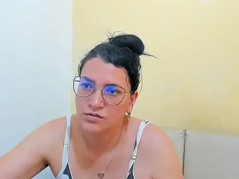 MARILYN GARCIA online show from April 2026 04:18:01 PM