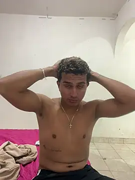 Snapshot of ianruiz0 chatting on August 2026 12:34:02 AM ianruiz0 online show from August 2026 12:34:02 AM