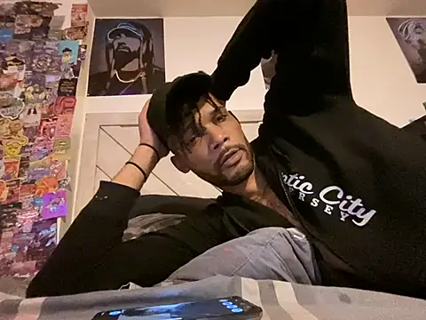 Snapshot of Bxslim chatting on August 2026 10:01:02 PM Bxslim online show from August 2026 10:01:02 PM