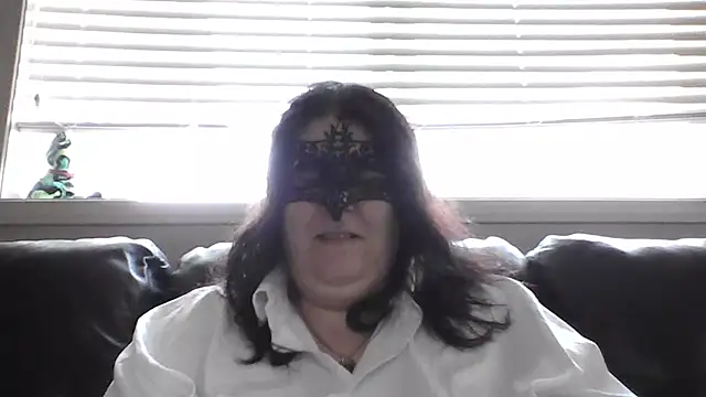 Snapshot of ScarletVixxen chatting on August 2026 07:52:01 PM ScarletVixxen online show from August 2026 07:52:01 PM