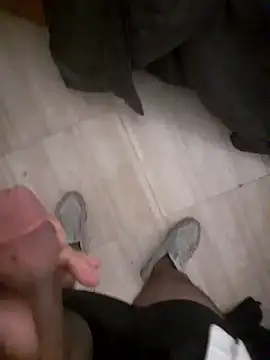 Demillvan online show from February 2025 11:04:01 AM