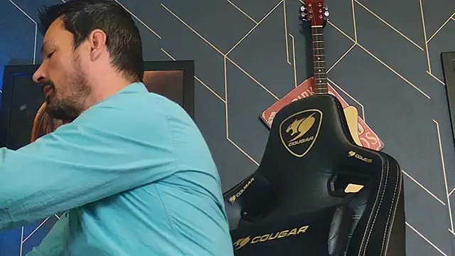 ChrisKox online show from October 2025 08:22:01 AM