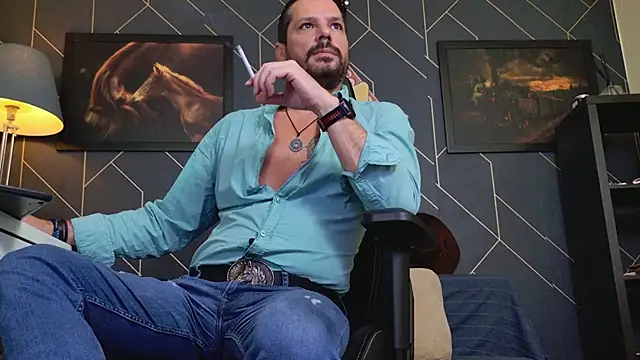 ChrisKox online show from November 2025 05:10:02 AM