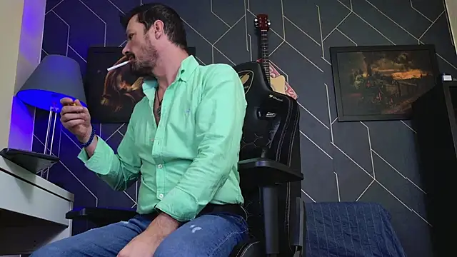 ChrisKox online show from November 2025 05:21:02 AM