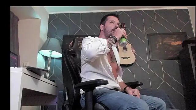 ChrisKox online show from February 2026 09:10:01 PM