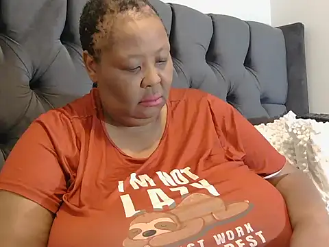 nancy111 online show from November 2025 01:48:02 AM