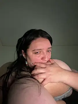 Snapshot of aliceayres797 chatting on March 2025 04:24:02 AM aliceayres797 online show from March 2025 04:24:02 AM