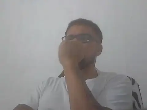 Snapshot of el_principe_hot chatting on February 2026 04:17:02 AM el principe hot online show from February 2026 04:17:02 AM