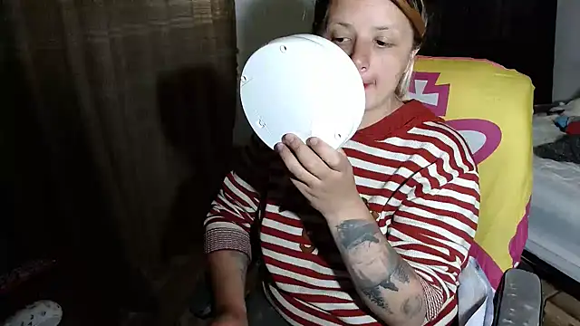 kattydirtylol online show from January 2025 09:42:01 PM