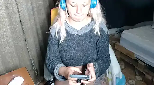 kattydirtylol online show from January 2025 01:08:01 AM