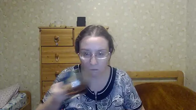 Smart Rose online show from March 2025 07:49:02 PM