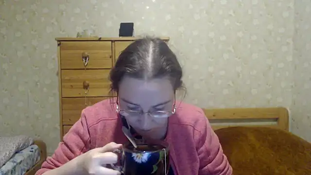 Smart Rose online show from March 2025 09:35:01 PM