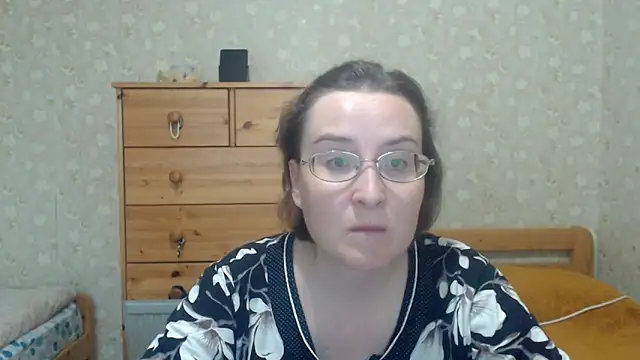 Smart Rose online show from September 2025 02:18:02 PM