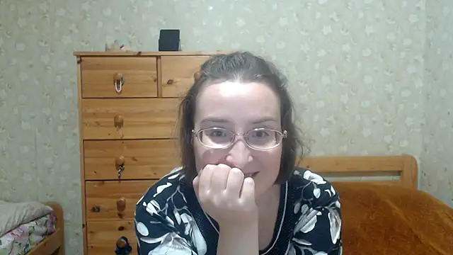 Smart Rose online show from October 2025 02:37:01 PM