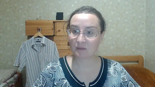 Smart Rose online show from December 2025 03:41:01 PM