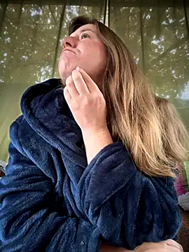 Natali UA online show from October 2025 04:57:01 AM