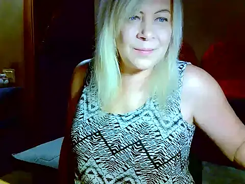 Snapshot of AgoniA7 chatting on February 2026 12:37:02 AM AgoniA7 online show from February 2026 12:37:02 AM