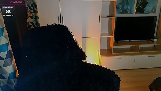 MilanaOmg online show from April 2026 08:03:01 PM