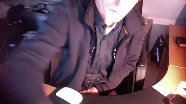 Snapshot of outlaw200 chatting on December 2024 08:04:01 AM outlaw200 online show from December 2024 08:04:01 AM