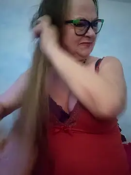 Snapshot of MucMilf59 chatting on February 2026 04:39:02 AM MucMilf59 online show from February 2026 04:39:02 AM