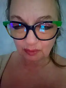 Snapshot of MucMilf59 chatting on February 2026 08:22:01 AM MucMilf59 online show from February 2026 08:22:01 AM