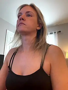 Snapshot of Kay_Cakes chatting on January 2026 04:12:02 PM Kay Cakes online show from January 2026 04:12:02 PM