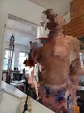 Snapshot of AthleticWomenizer2 chatting on June 2026 05:42:01 AM AthleticWomenizer2 online show from June 2026 05:42:01 AM