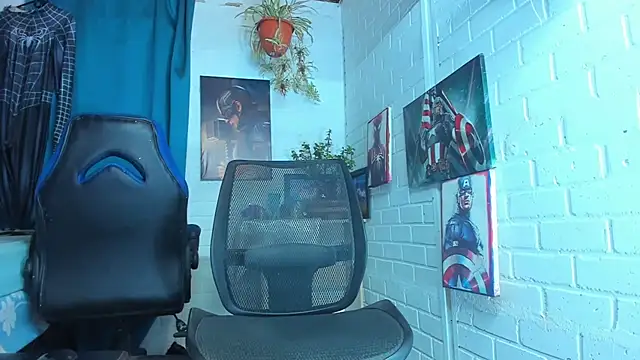 Zack Grey online show from February 2025 01:00:02 PM