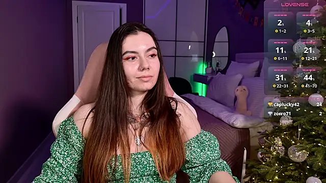 Foxohlove online show from December 2024 05:29:02 PM