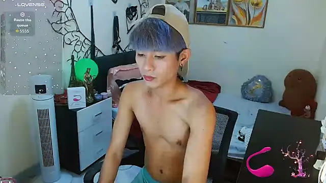 WildestTwink online show from September 2025 03:56:02 PM