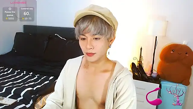 WildestTwink online show from June 2026 02:19:02 PM