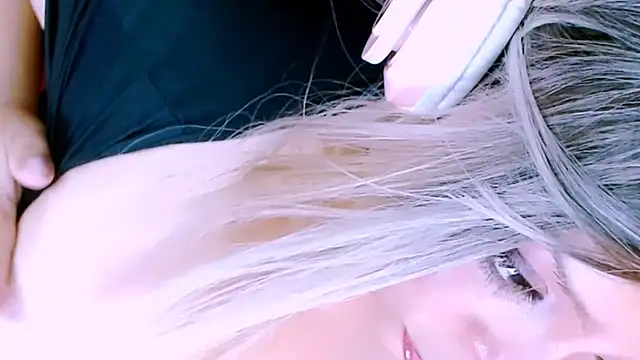 Honey Lucy1 online show from April 2026 02:47:02 AM