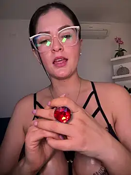 Snapshot of Carolina_Novoa chatting on February 2025 12:09:01 AM Carolina Novoa online show from February 2025 12:09:01 AM