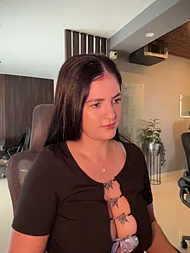 Snapshot of Carolina_Novoa chatting on November 2025 01:34:02 PM Carolina Novoa online show from November 2025 01:34:02 PM