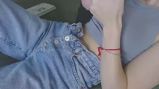 Kiradoll27 online show from December 2024 01:17:01 PM