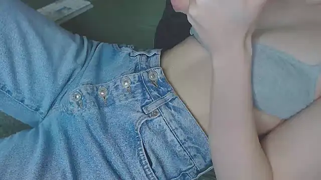 Kiradoll27 online show from February 2025 03:25:02 PM