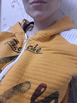 YogisticJuli666 online show from March 2025 07:42:02 AM