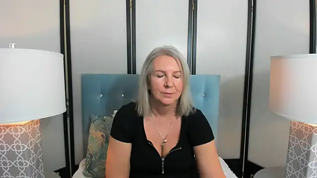 EricaTop online show from February 2025 04:44:01 PM