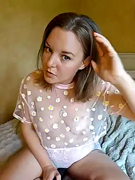 Snapshot of SwedishJennifer chatting on September 2025 09:30:01 AM SwedishJennifer online show from September 2025 09:30:01 AM