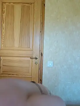 Snapshot of SwedishJennifer chatting on October 2025 10:38:02 AM SwedishJennifer online show from October 2025 10:38:02 AM