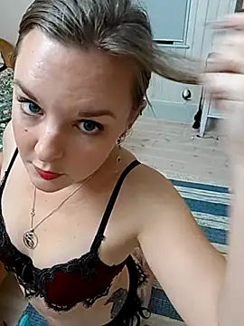 Snapshot of SwedishJennifer chatting on November 2025 08:09:01 PM SwedishJennifer online show from November 2025 08:09:01 PM