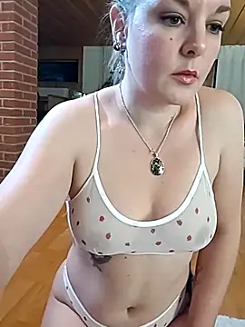 Snapshot of SwedishJennifer chatting on November 2025 03:01:02 PM SwedishJennifer online show from November 2025 03:01:02 PM