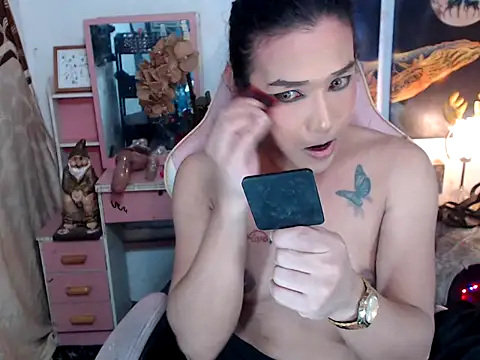 AsianMariaTs online show from November 2025 02:06:01 PM