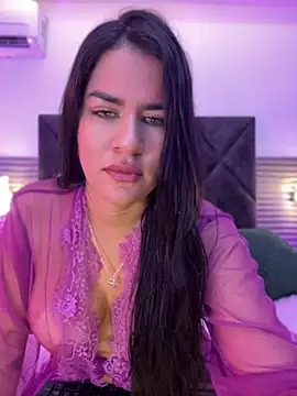 Snapshot of Zafira_Alabi chatting on April 2026 04:15:01 PM Zafira Alabi online show from April 2026 04:15:01 PM