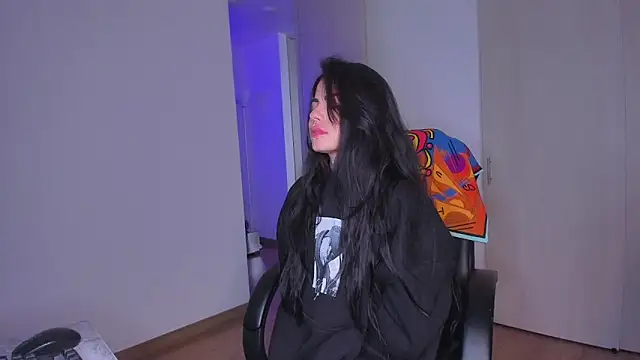 Lisegg  online show from November 2025 08:13:02 PM