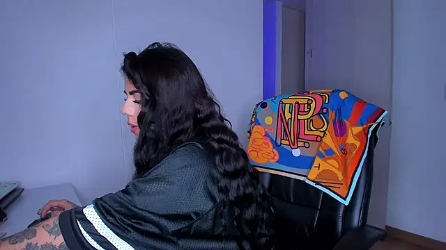 Lisegg  online show from March 2026 01:06:02 PM