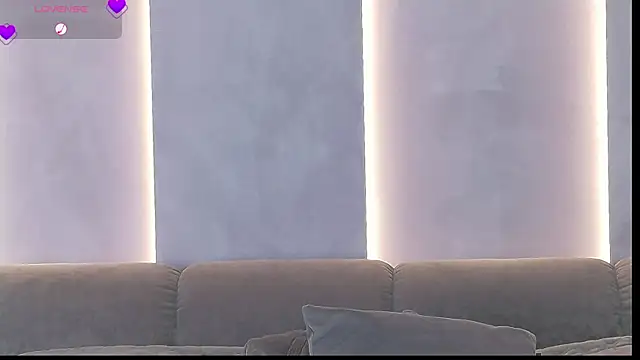 Snapshot of Sinful_Eyes chatting on March 2025 09:10:02 AM Sinful Eyes online show from March 2025 09:10:02 AM