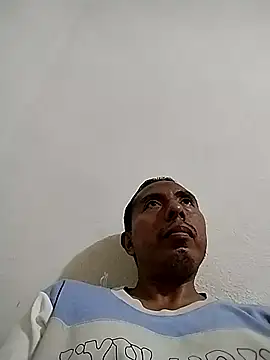 Snapshot of desnudo_Sexoxo chatting on November 2025 02:25:02 AM desnudo Sexoxo online show from November 2025 02:25:02 AM