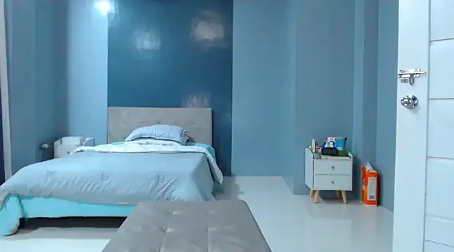  FoxyFlair online show from December 2024 02:37:01 PM