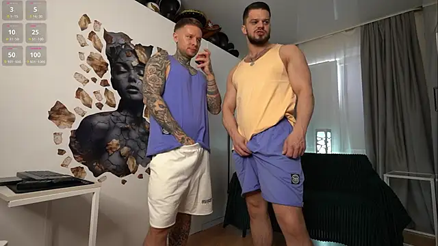 NickHOWLEN online show from October 2025 10:12:02 AM